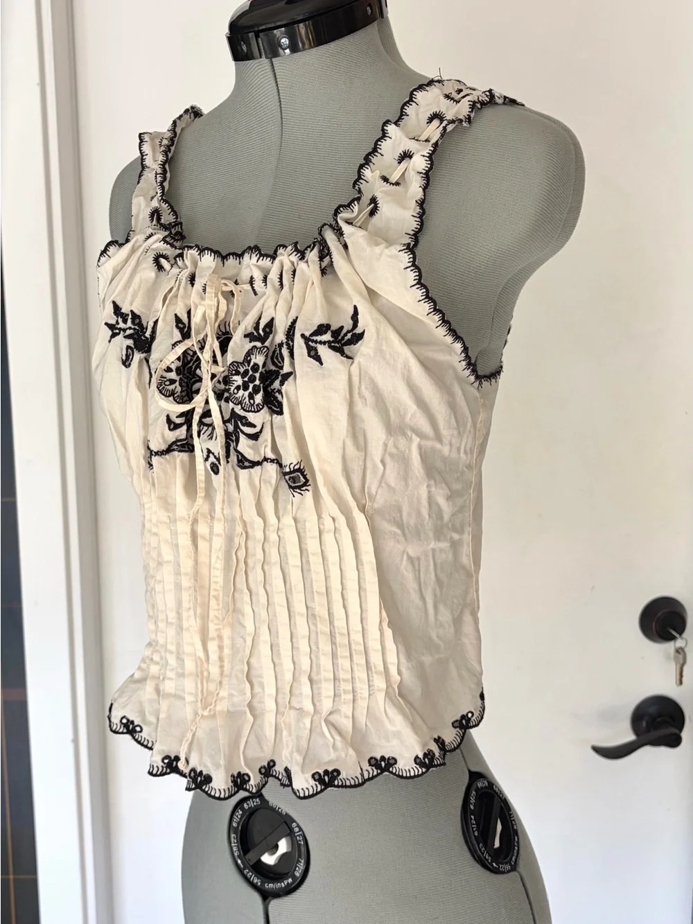 Free People Cotton Embroidered Camisole, lacing and pleat detail, smocked, S,EUC